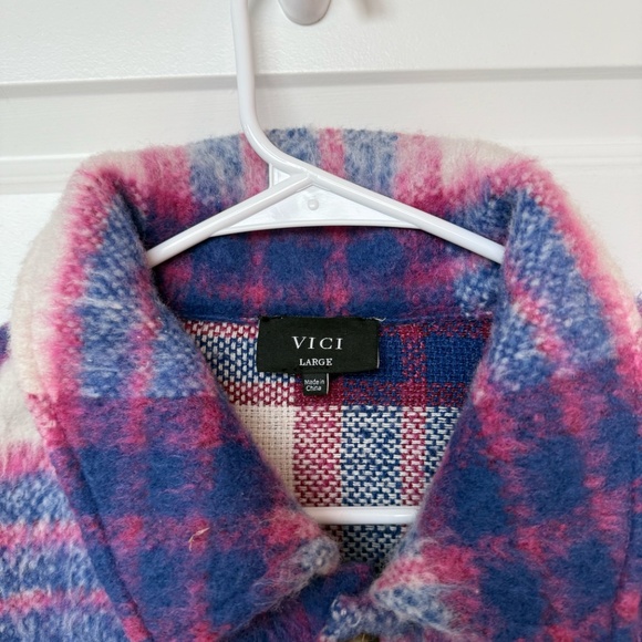 VICI Purple Pink Plaid Shacket Jacket Size Large - Picture 3 of 4